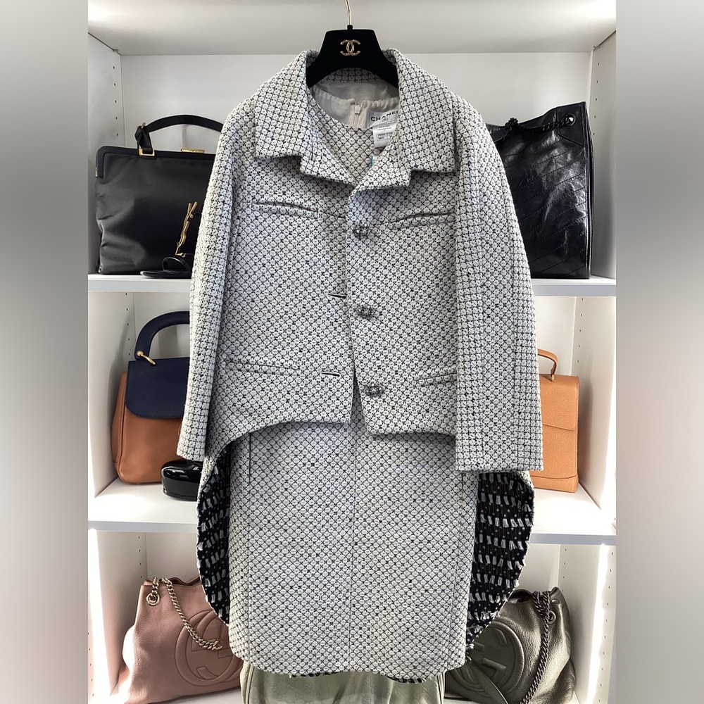 Chanel Sz 36 Tweed Jacket with Dress Underneath Designer Set